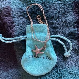 Tiffany & Co starfish pendant necklace • from Elsa Peretti Spain collection 925